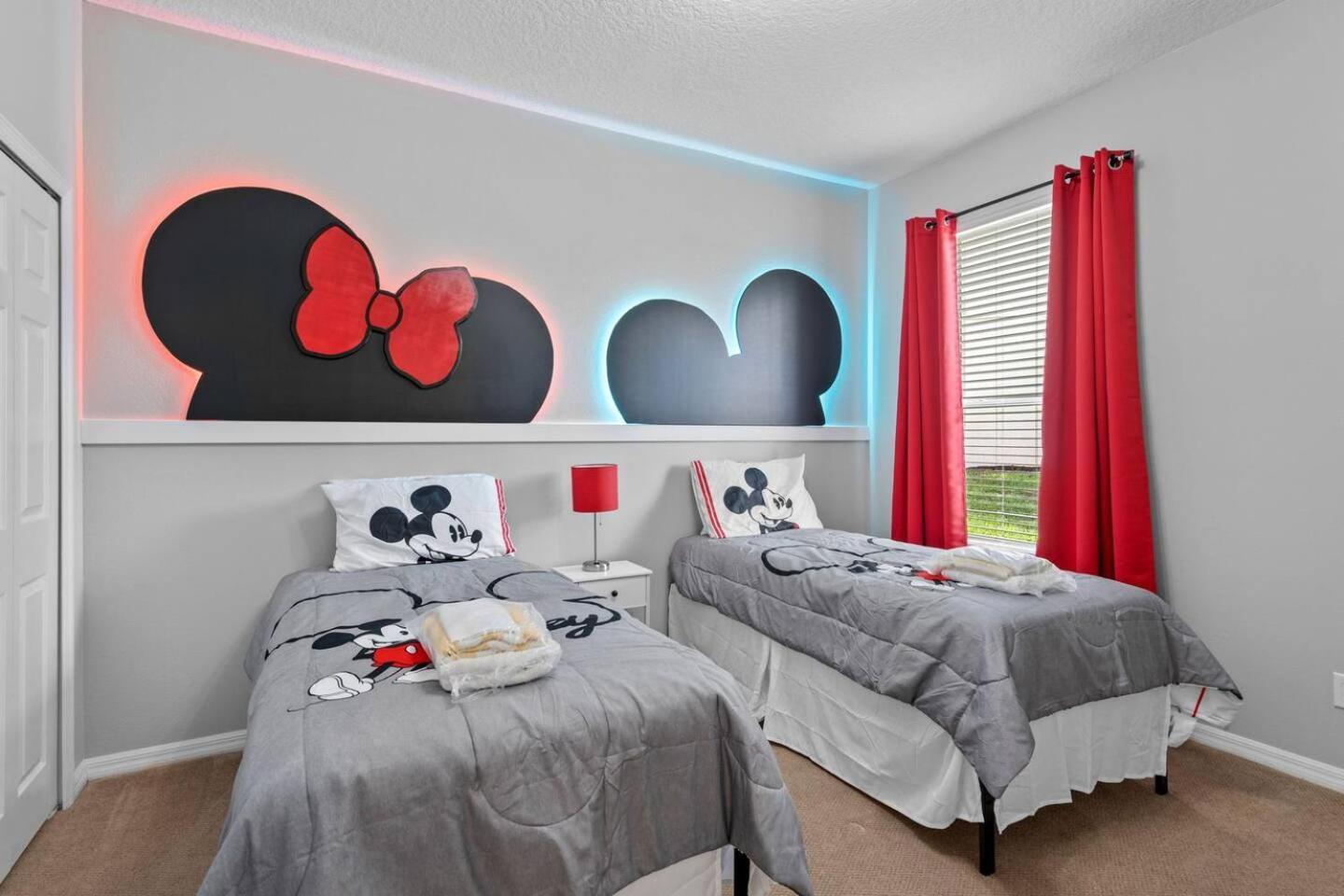 6 Bedroom 5 Bathroom Emerald Island 2601 Ib Kissimmee Extérieur photo